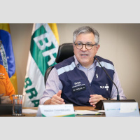 Gleisi classifica como covardia revogação de vistos da filha e mulher de Padilha