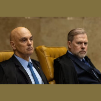 Senador protocola pedido de CPI para investigar Moraes e Toffoli sobre caso Master