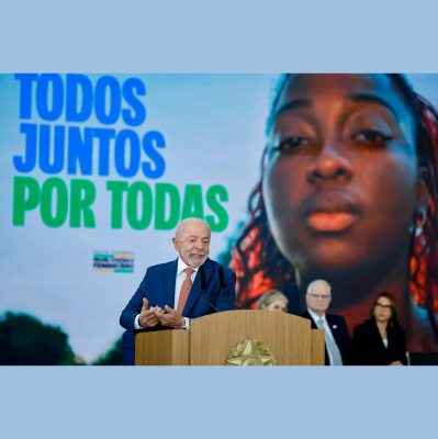Política