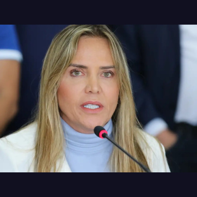 Política