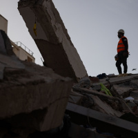 Venezuelans anger over slow earthquake response