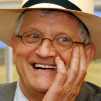 Celebrated British artist David Hockney dies at 88