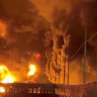 US and Israel hit Iranian oil depot