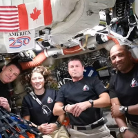 Artemis II astronauts fly around the Moon