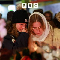 Tributes paid to dead and injured after fire at Swiss resort