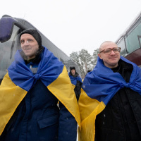 Ukraine peace talks end with prisoner swap