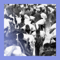 Pause for little effect: a trickle of aid in Gaza