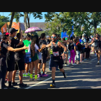 Maratona do Rio de Janeiro reúne cerca de 18 mil participantes com emoção na linha de chegada