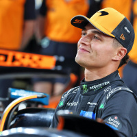Lando Norris sobe ao pódio do GP de Abu Dhabi e conquista primeiro título da Fórmula 1