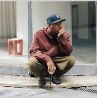 Falar de moda com homens ainda é complexo, analisa o influenciador David Ludolf