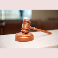 Juridiquês desafia brasileiros com anafalbetismo funcional