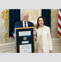 Trump aceita medalha do Nobel da Paz oferecida por María Corina