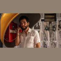 Vitória de O Agente Secreto no Globo de Ouro impulsiona vendas da camisa de bloco pernambucano tradicional