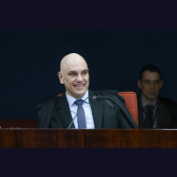 Revogação de vistos a Moraes agrava tensões entre EUA e STF, diz especialista