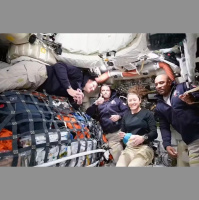 Astronautas da Artemis II começam viagem de volta à Terra