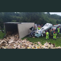 Acidente na Rodovia Régis Bittencourt deixa ao menos seis mortos e 20 feridos no Paraná