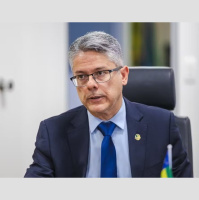 Ministros do STF devem pedir à PGR investigação contra Alessandro Vieira