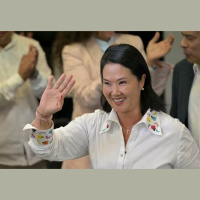 Keiko Fujimori assume presidência do Peru nesta terça-feira (28)
