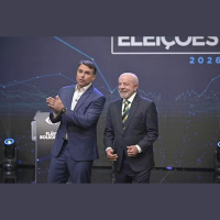 Reta final das campanhas: o que pode definir a disputa entre Lula e Flávio Bolsonaro?