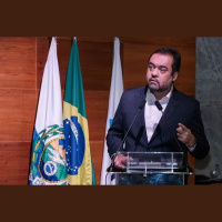 TSE publica acórdão de julgamento e reconhece renúncia de Cláudio Castro