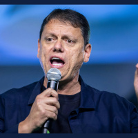 Tarcísio oficializa candidatura à reeleição em convenção do Republicanos neste sábado (1)