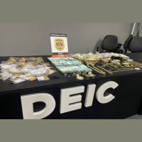 Polícia de São Paulo realiza operação contra suspeitos de roubas joias de ouro e derreter peças para venda