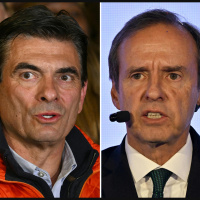 Direita vence eleições presidenciais na Bolívia e dois candidatos vão ao segundo turno