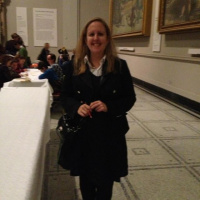 @the_big_draw at the VA. Professional cartoonist @rosiebrookspics tells @annareporting how she started.