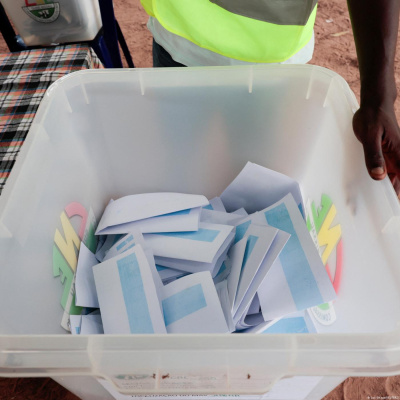 Dw Em Português Para África | Deutsche Welle