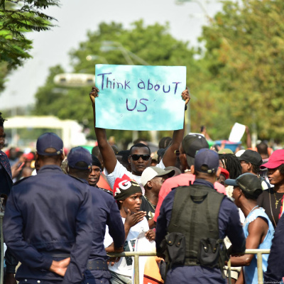 Dw Em Português Para África | Deutsche Welle