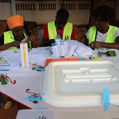 Dw Em Português Para África | Deutsche Welle