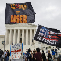 Trump vs. the Courts: Lessons From Abroad