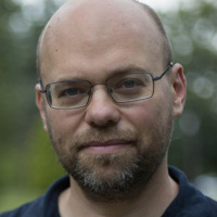 The Passion Economy with Adam Davidson and Hugo Lindgren