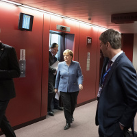 Who will replace Merkel as head of the CDU?