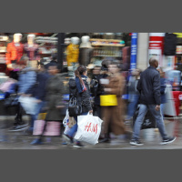 How Media Fueled a Shoplifting Panic, and an AI-Journalism Experiment Gone Wrong