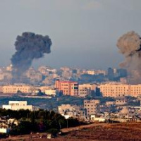 Seduced by Petraeus, Israels Twitter Offensive, and More