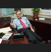 Seymour Hersh Looks Back (extended mix)