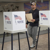 Why bright-red Iowa may now be a toss-up