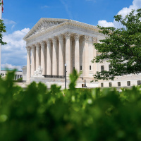 Supreme Court makes it easier to deport immigrants