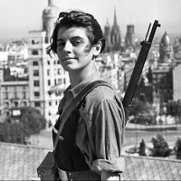 El viaje de ida | Marina Ginestà, ¿qué hay detrás de la chica del fusil?