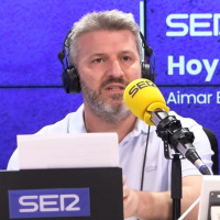 Aimar Bretos sobre el regalo de las joyas de Zapatero: Si te lo regalan por ser Rodríguez Zapatero presidente del Gobierno del Reino de España, ya no es un regalo personal