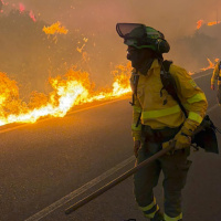 Juanma Moreno, en COPE: El incendio en Los Gallardos (Almería) es de una evolución muy rápida y la zona es demasiado compleja. Permanece muy activo