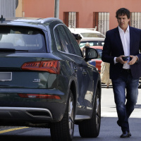 Sánchez está rodeado de casos de corrupción como los que él prometió desterrar