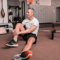 Miguel Ángel va al gimnasio y le molesta el exhibicionismo que hay es el gran problema. Se miran constantemente al espejo