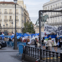 Victoria Ballesteros, desde Sol: Los acampados van a seguir les dan igual las elecciones