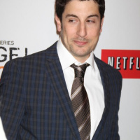 Teaser para o Podmaníacos #96 - Jason Biggs de Orange is The New Black