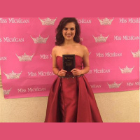 Miss Greater Kalamazoo 2017 - Shelby Lentz tells her story about HD w/positivity