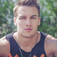 Episode 29 - Becoming a Model