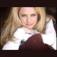 The Lion Radio: Gail Thackray