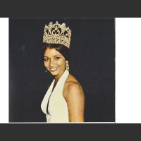 Italian Author Jane Stravens On Cultivating Passion  Fulfilling Dreams